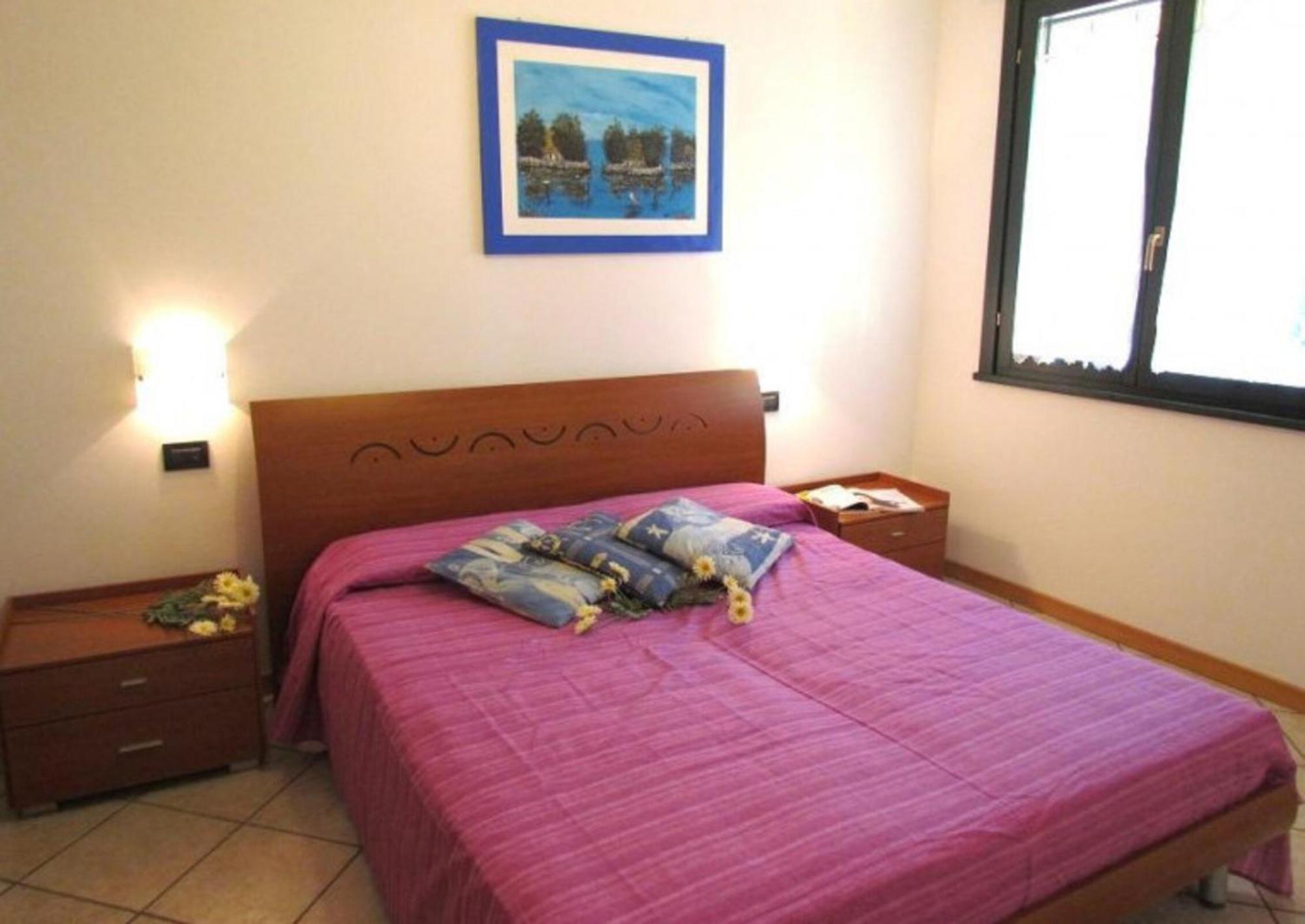 Apartment Bright 300 Mt From The - Beahost *